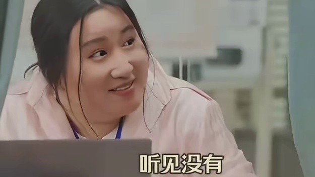 纪凌尘假扮劫匪逼锤锤加班