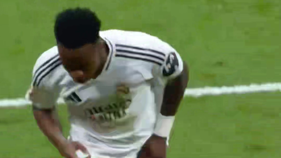 姆巴佩和维尼修斯在左路杀疯了，进球后惊得安切洛蒂抱头 #足球