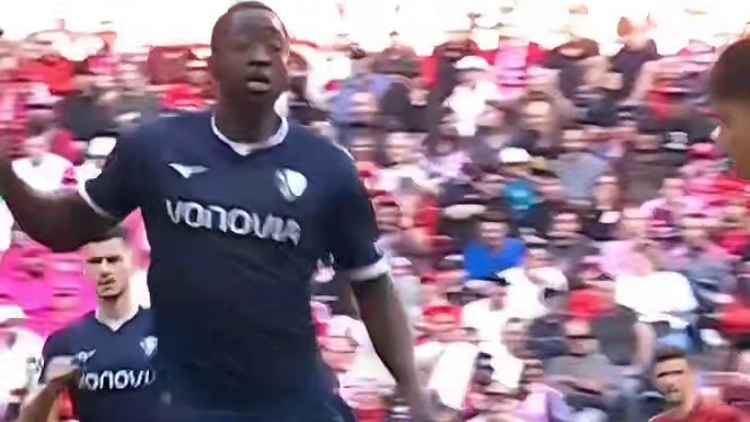 格雷罗双响难救主