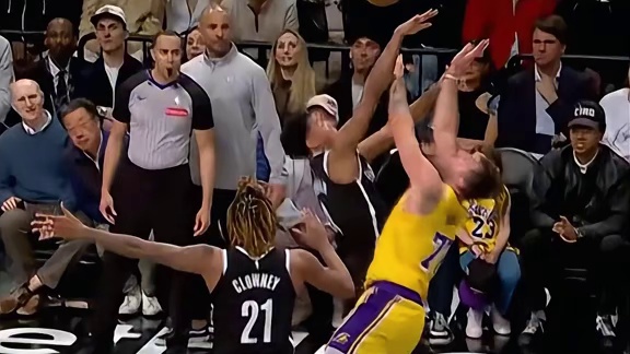 湖人爆冷不敌篮网，少了詹姆斯球队完全掉档，魔鬼赛程来了啊 #dou来nba