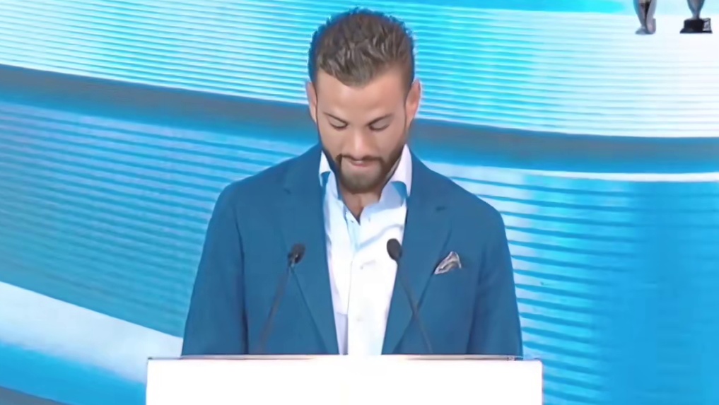 泪别！34岁的纳乔潸然泪下