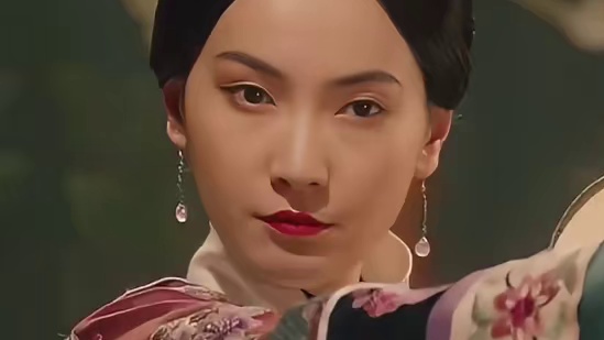 终于理解什么叫不把观众当傻子的女扮男装