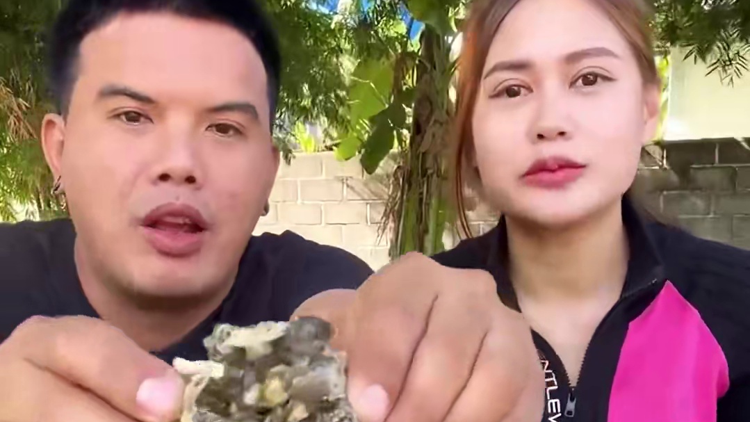 泰国夫妇‍❤️‍吃林蛙 #泰国美食 #泰国林蛙 #这才是名副其实的吃货 #东南亚美食 #妈呀太香了吧