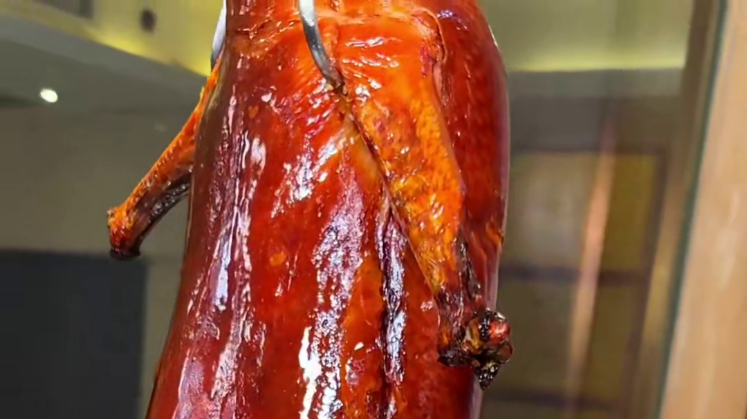 【湘悦海鲜20周年大庆168五人餐】就为了这一口招牌玻璃烧鹅我都愿意一周去三次！真的是座无虚席的好吃