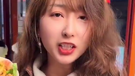 不到7块钱的鸡柳卷饼我真的爱了，就在吾悦金街 #街边小吃 #路边摊美味 #市井生活 #记录故事