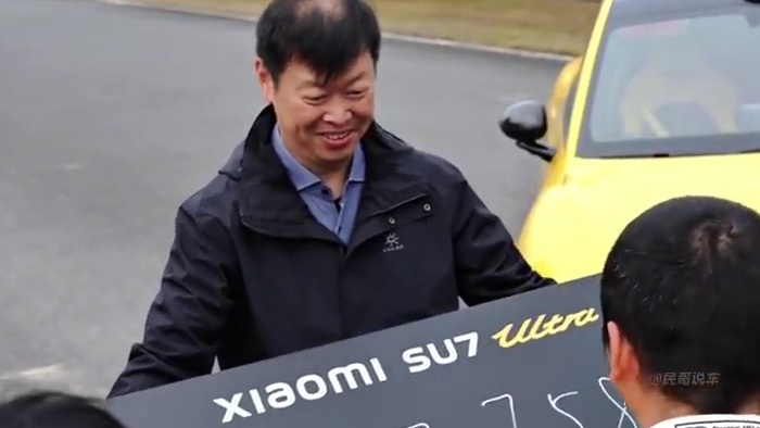 老胡在小米过的很开心！ #内容启发搜索 #小米汽车 #雷军 #小米su7