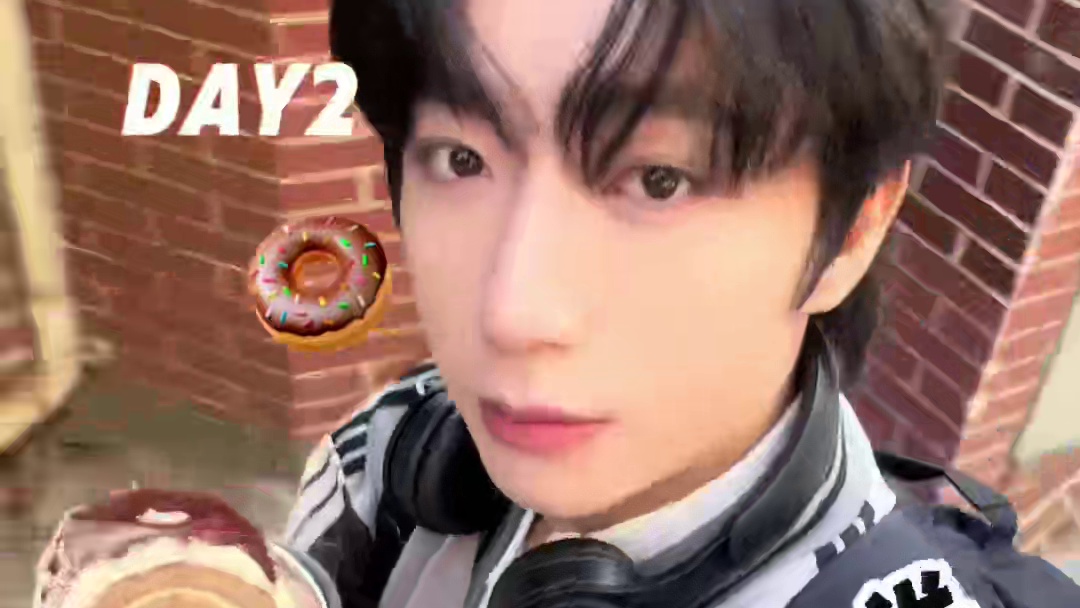 当你每天不是做蛋糕就是在吃蛋糕时… 水灵灵地变胖了