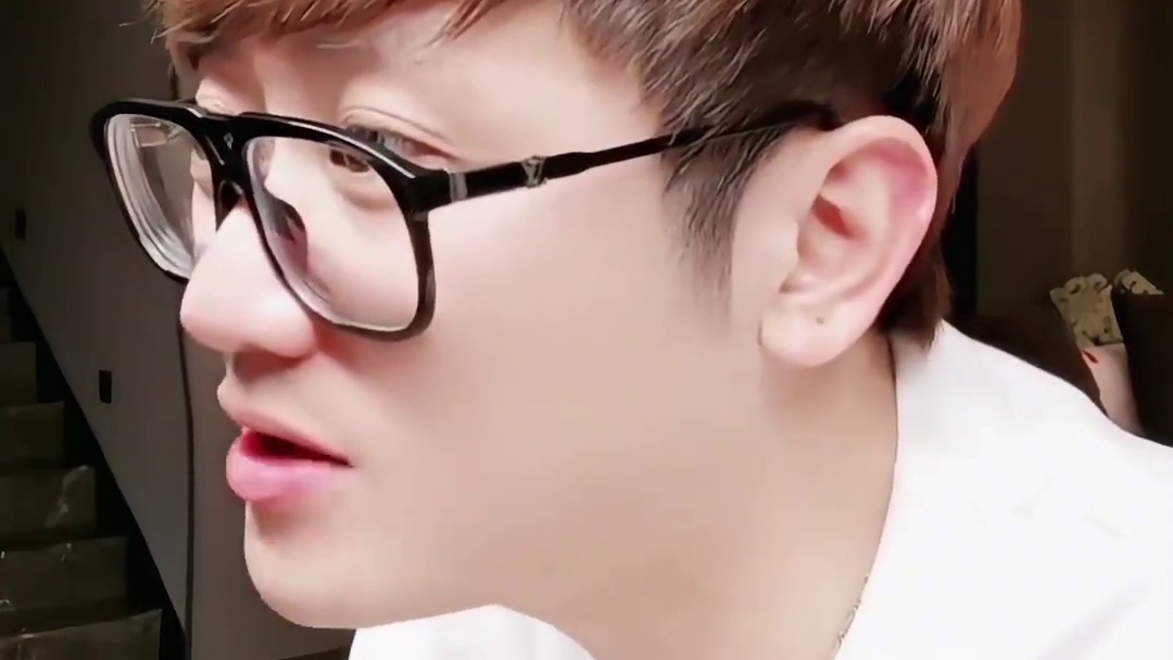 过些天去成都和教练谈谈心.#白鲨ayom#穿越火线#CFPLS25