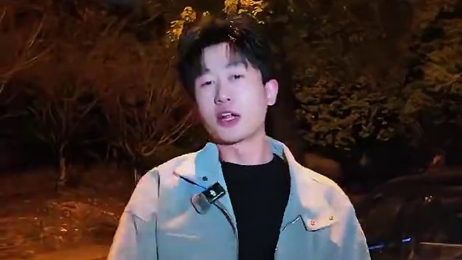 小米SU7 Ultra加速吸附挑战#小米汽车 #小米su7ultra #速度与激情 #人生体验 #国