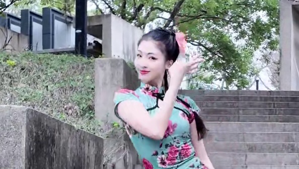 每一个版本的风月都好喜欢
#风月 #风月舞蹈 #舞蹈翻跳 #旗袍舞 #古典舞