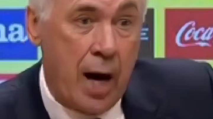 太想表现自己！姆巴佩禁区内空位要球不传