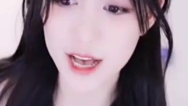 南波儿：又要巴黎世家又要36D，你们咋不上天