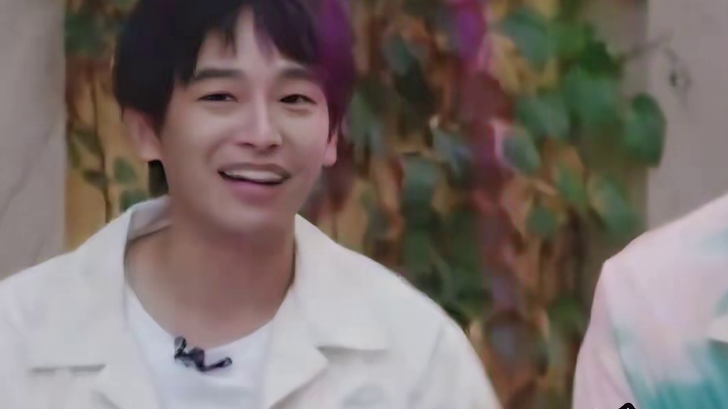 黄明昊密逃 这群人怎么不按套路出牌呢