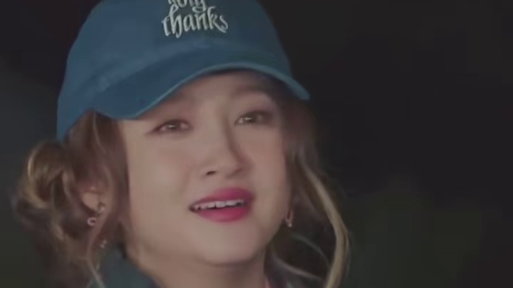 关晓彤：之前是颠公，现在已经不受控制了