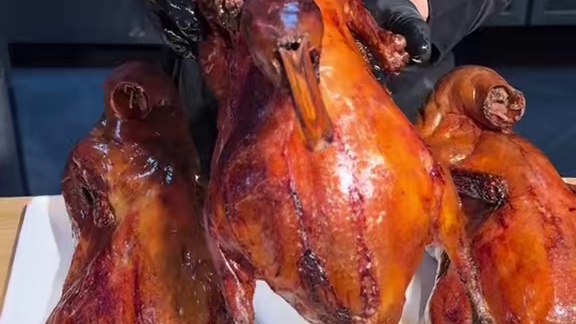 上海人均一百多的自助！ 随便吃吃都能回本！#自助餐 #上海自助餐 #三文鱼 #自助 #东盛自助料理