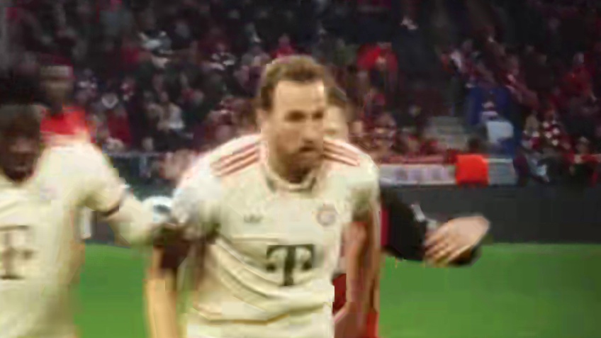 凯恩来拜仁前 真不觉得能替代莱万 现在是真喜欢