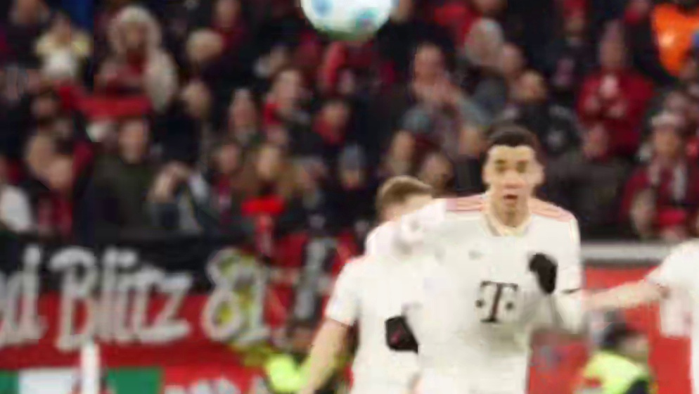 凯恩来拜仁前 真不觉得能替代莱万 现在是真喜欢