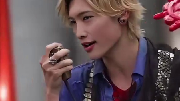 增子敦贵：一些反差感拉满浓颜系大美人