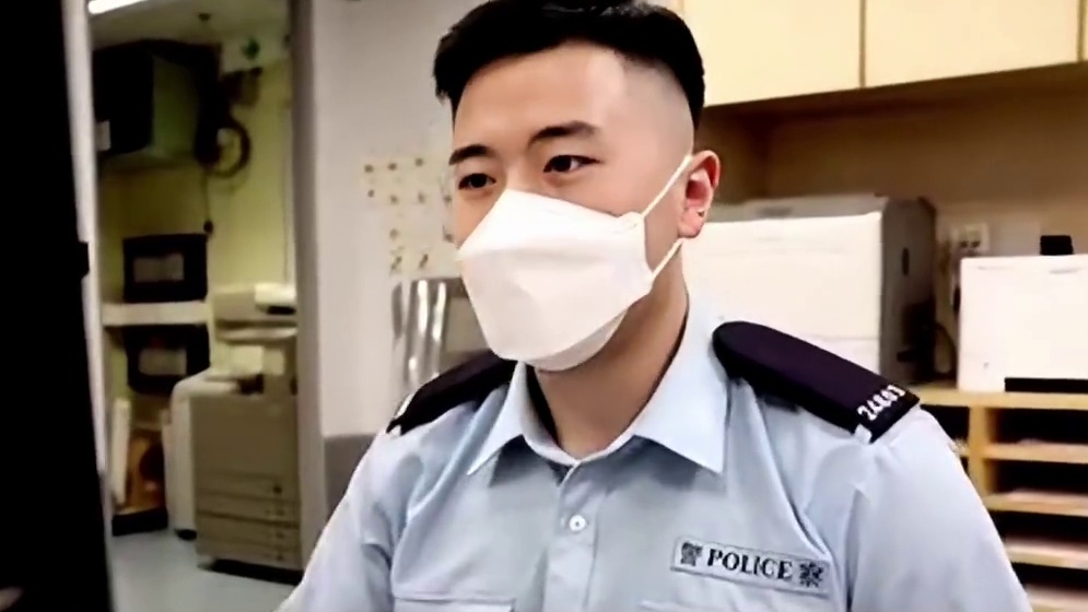 为什么很多警匪片里，匪徒们都把警察叫条子