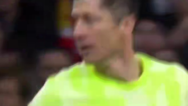 中锋教学 莱万制造#足球