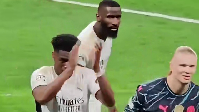 吕迪格：这就是我防守的独特之处#足球