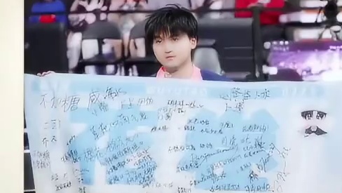 祝花卷KPL登场五周年快乐✧٩(ˊωˋ*)و✧​​​