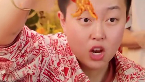 夏天快到了，越来越多的姐妹有身材管理需求，不想做饭，那就选我家的四拼冷吃，2分钟就能吃到一道大菜#妈