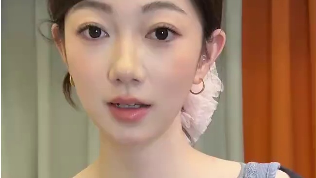 再过一万年翻出来也是漂亮时髦东西！！！ #购物分享 #好物分享 #穿搭 #浅春系 #外套