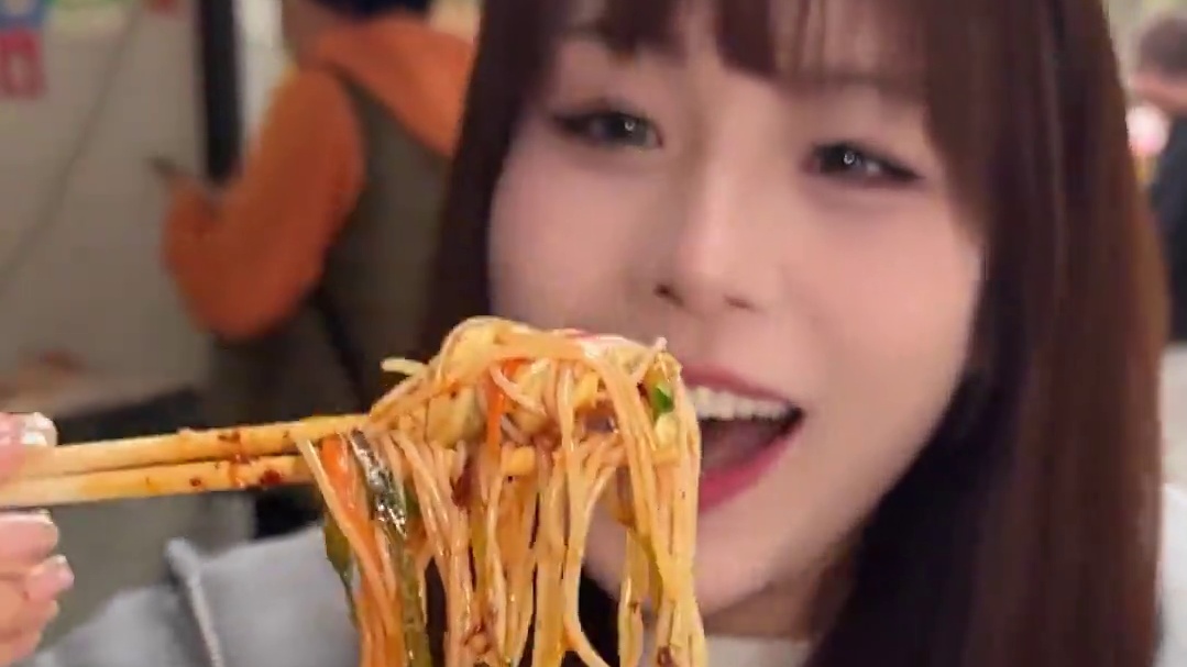 在成都开了40年的凉拌菜能有多绝！ #凉拌菜是中国人的沙拉 #第一口春味 #谁懂这一