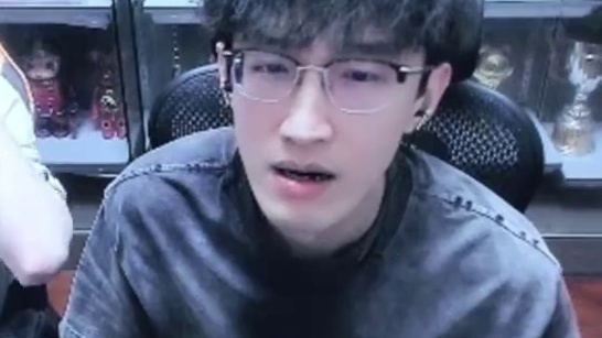 青楼改成直播间？这播啥才正常啊？ 