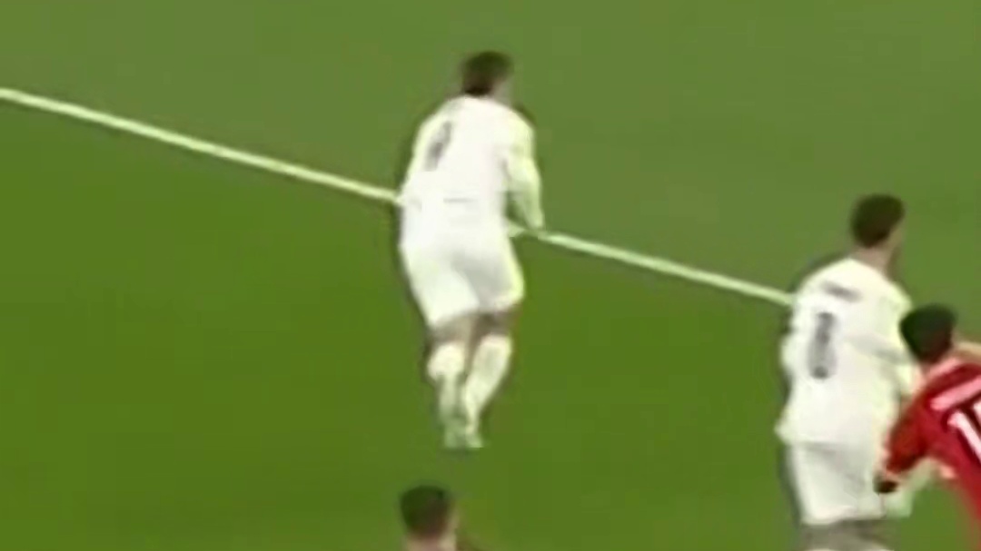 好教练苗子 C罗 “指导”科斯塔成功扑出老队友埃里克森点球