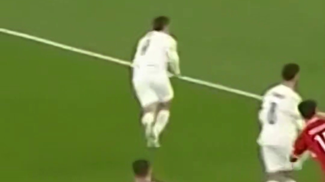 好教练苗子 C罗 “指导”科斯塔成功扑出老队友埃里克森点球