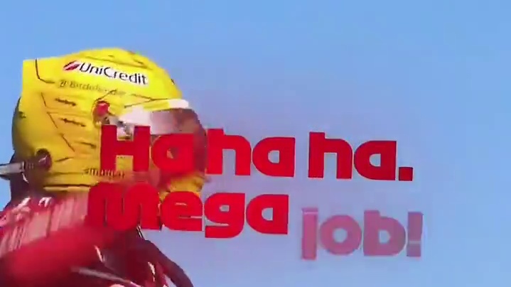 汉密尔顿魔性笑声 汉密尔顿拿到冲刺赛排位赛杆位后和阿达米的TR对话，老汉笑得好魔性啊哈哈哈哈哈～#汉