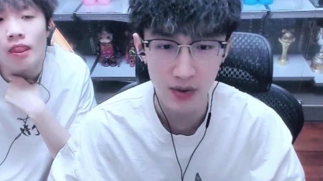 你们觉得二职做得怎么样！ 