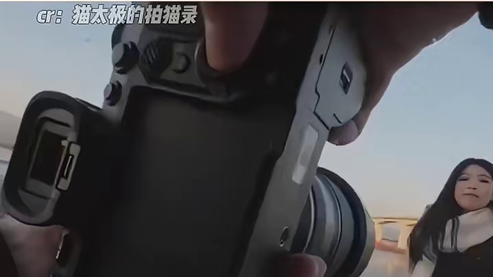 出庭的时候带上你的破照片，还有那破相机