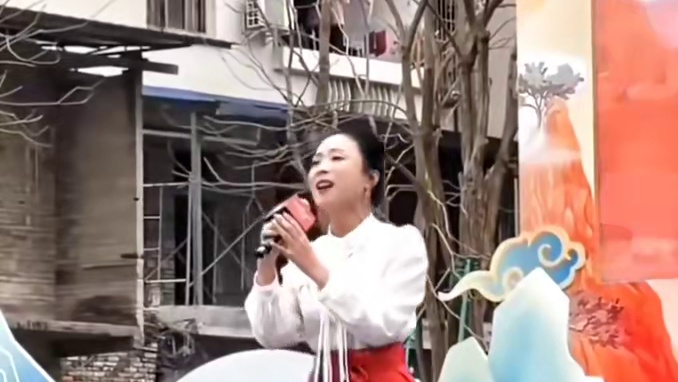 今日太激动啦！
热烈庆祝资中山歌响起的地方山歌共创展演活动圆满成功！谢谢远道而来的全国刀迷们！我爱资