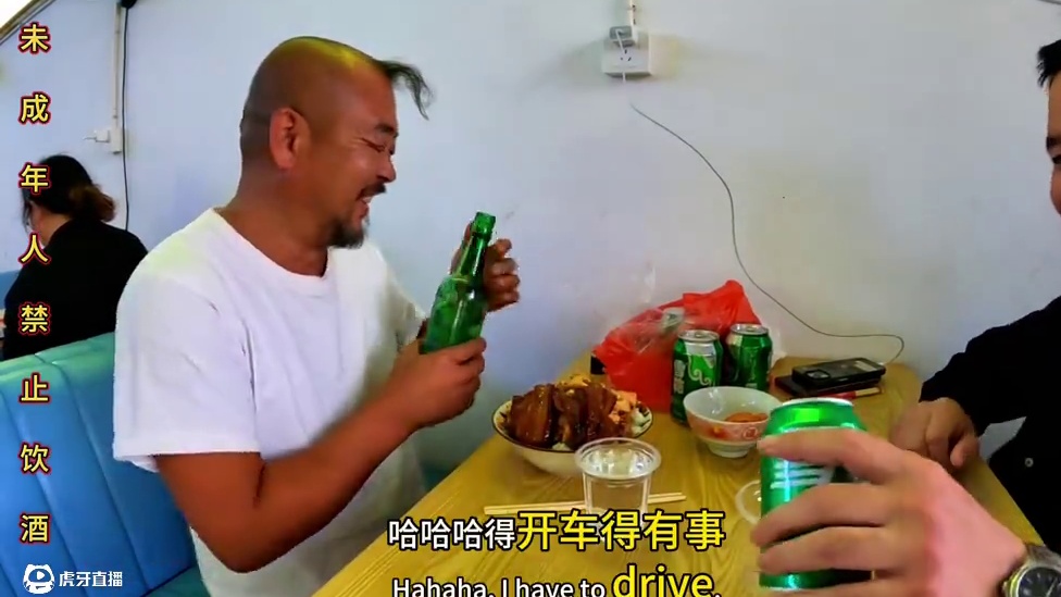 沙老抠太抠啦，弟弟回家晚餐就吃一碗盖饭#流浪