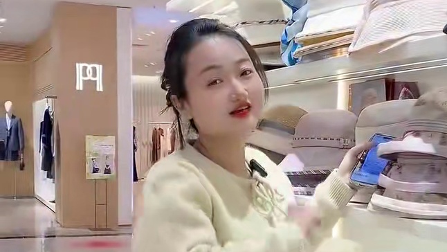 和朋友一起，在眉山宏远盖丽4楼开个烤肉店咋样#万景国际升级#宏远盖丽美食计划 #眉山美食 #商场 #