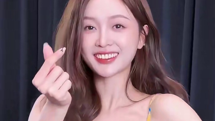 当《浪姐6》的姐姐们失去美颜滤镜，李晟沉淀从容气度，吴宣仪难掩灵动，叶童细纹编织了岁月 #内容启发搜