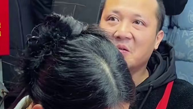 张张吃不饱一来就要挑战6两螺蛳粉，狂赚八戒500元现金~#螺蛳粉