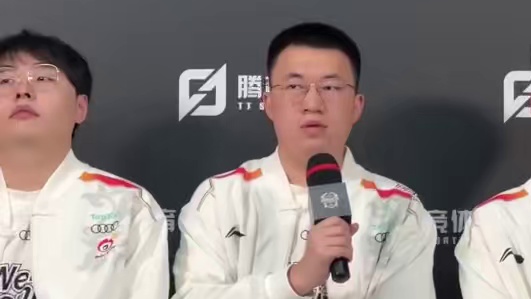Q：对于新的赛季有什么目标或者期待吗？Xiaohu：目标就是不管是哪个赛段都想去争取前二名，然后争取