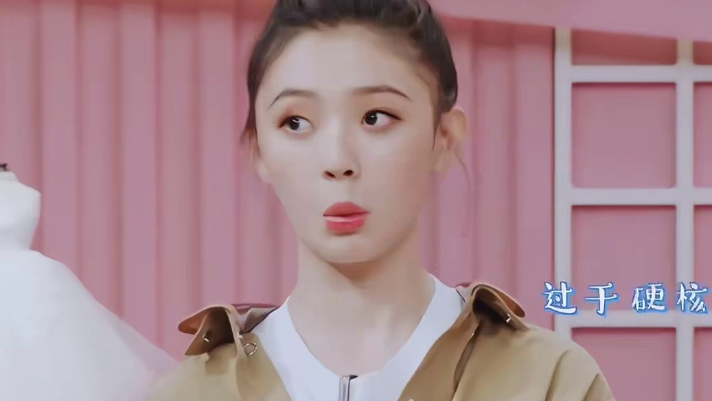 婚姻就是：吵架的时候恨不得掐死对方，好的时候又觉得幸亏没掐死