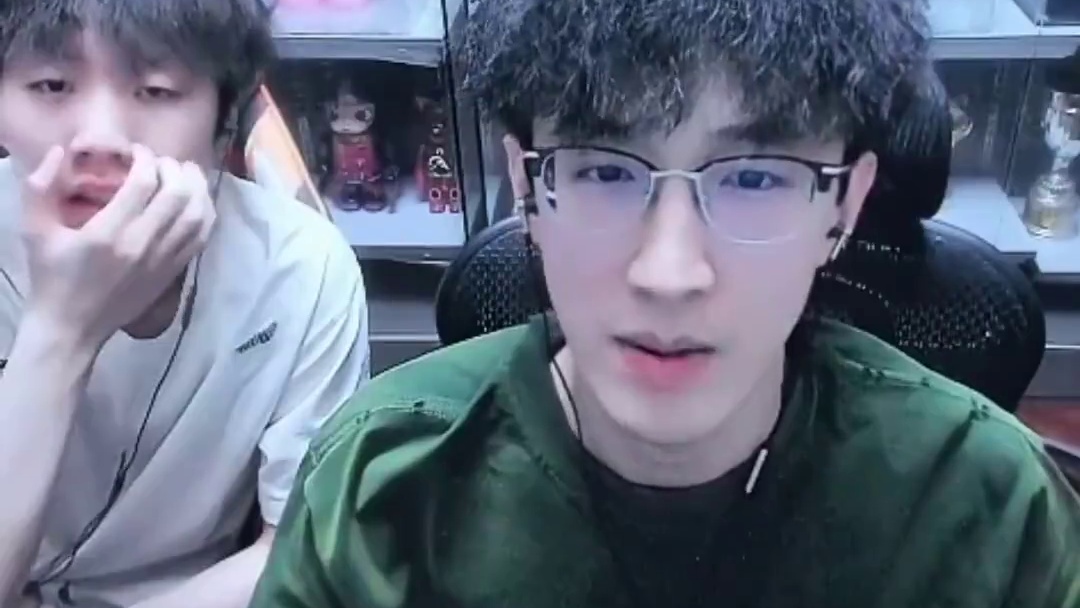 《太想表现了》 