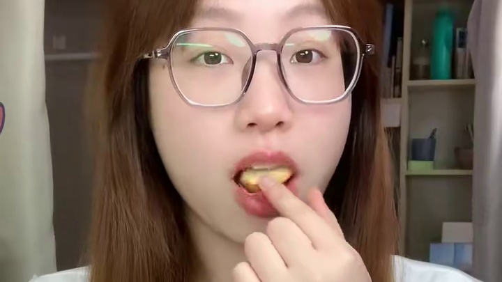 麦语家的肉松欧包真的太绝啦！ #麦语纤言 #肉松欧包