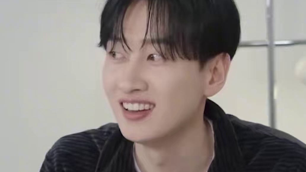 王嘉尔这是要把银赫调成表情包了#王嘉尔 #银赫 #韩综