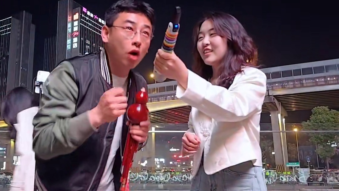 【集梦会长】“失传绝技”重现江湖？华子鼻孔吹葫芦丝