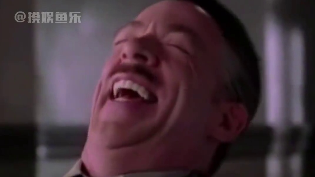 还没到期末呢 老师就得捞人了 #大学生 #大学生哪有不疯的 #娱乐评论大赏 #行为迷惑大赏