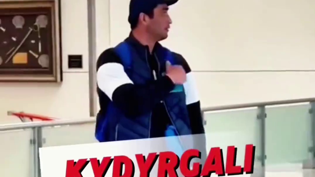 东西方对抗赛17倒计时三天！ 最喜欢的三位腕力选手又凑一块了！#手臂摔跤 #掰手腕 #德文拉瑞特 #