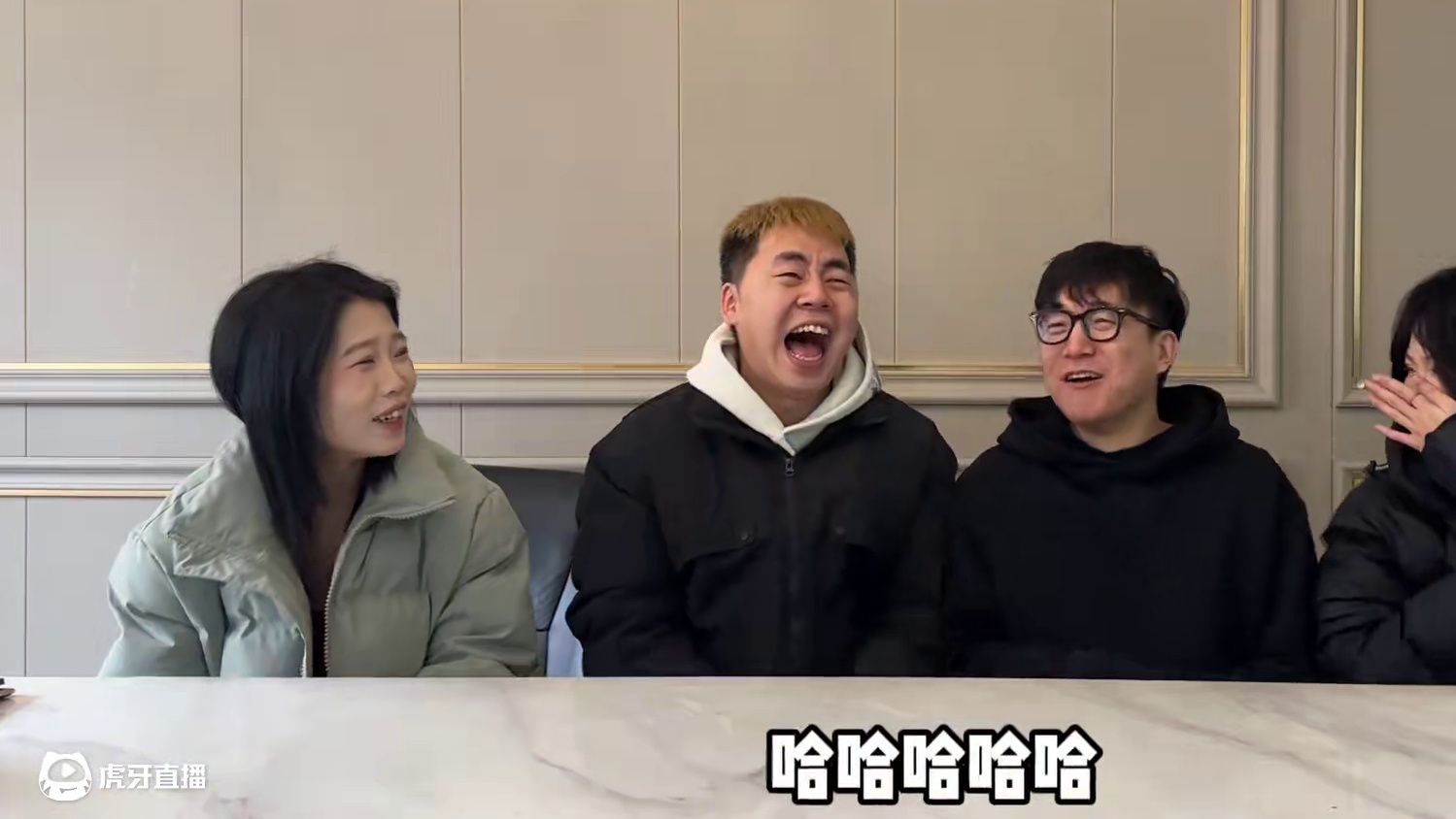 加字游戏 为了不跟宁晓梅炒作 凯奇橱柜了#万万想不到 #日常vlog #办公室游戏 #加字游戏