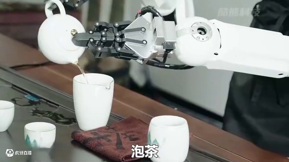 戴个VR就能“附身”机器人？星尘S1操作太丝滑了！ #机器人#人工智能#科技#AI#科技改变生活